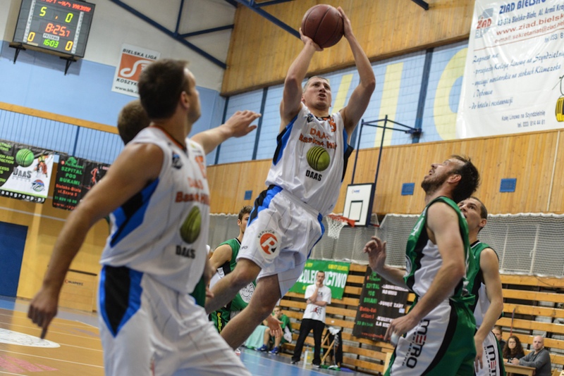 Trener DAAS Basket Hills Bielsko-Biała, Grzegorz Błotko w akcji