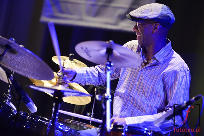 Omar Hakim with Trio of Oz during concert in Poland