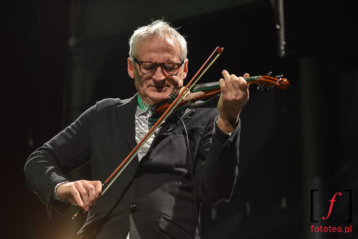 Fotografia koncertowa Bielsko-Biała: Krezsimir Dębski ze String Connection