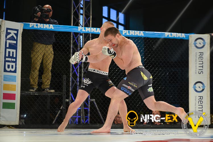 Walka MMA: Bartłomiej Faruga vs Adrian Pacholczyk