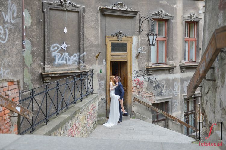 Ulica schodowa podczas sesji ślubnej