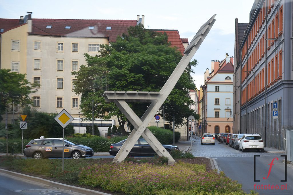 Krzeslo rzezba Wroclaw