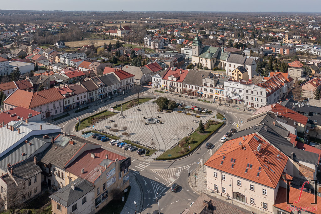 Fotografia architektury: Rynek w Ketach